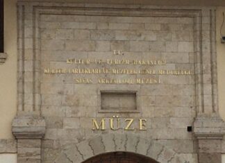 Nahçıvandaki Yüksek Kubbeli Hamam ve Sosyal Hayat